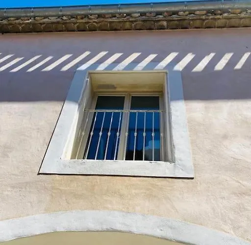 Superbe Maison De Village Et Sa Terrasse Panoramique Feriehus